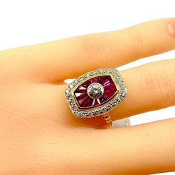 Bague en or jaune 18 carats en diamants et rubis. - Castafiore