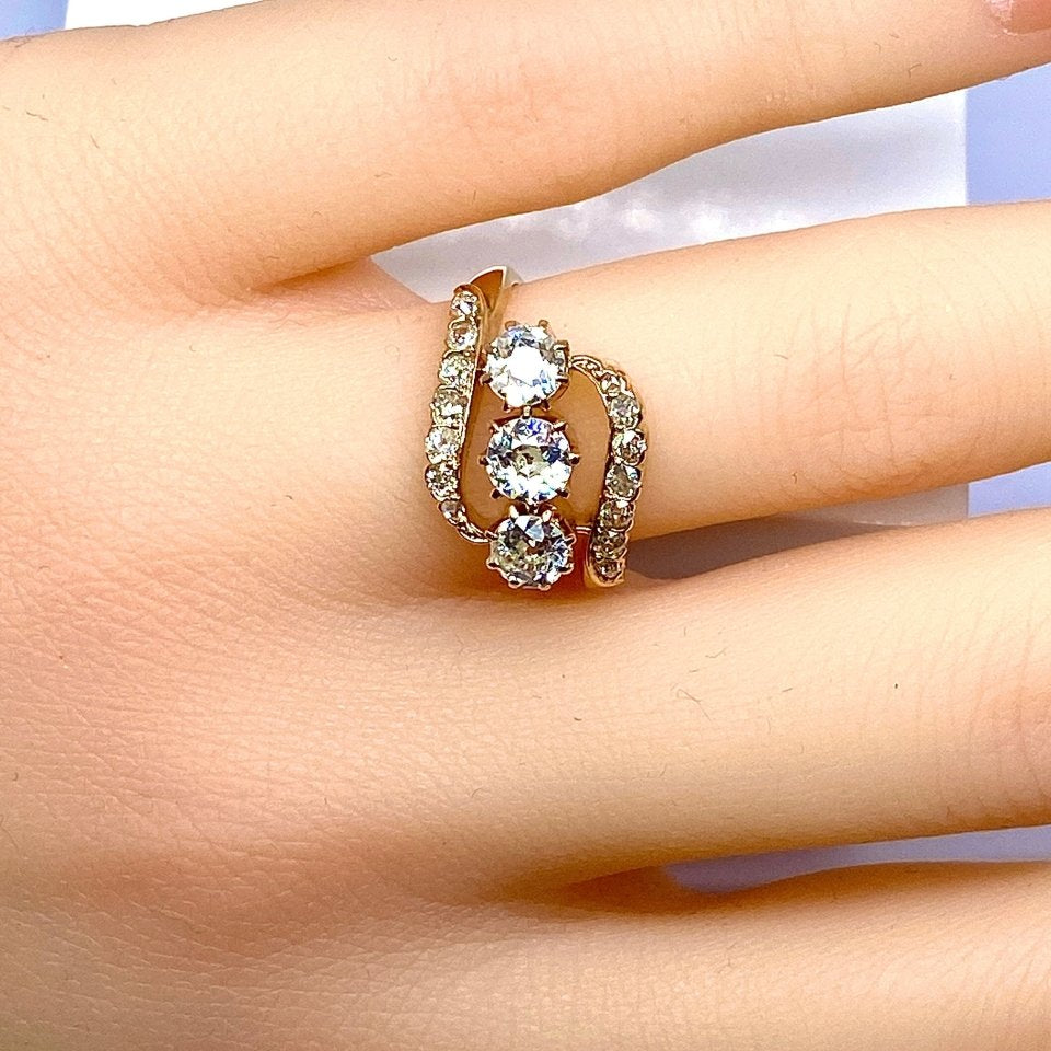 Bague en or jaune 18 carats et diamants,vers 1900 - Castafiore