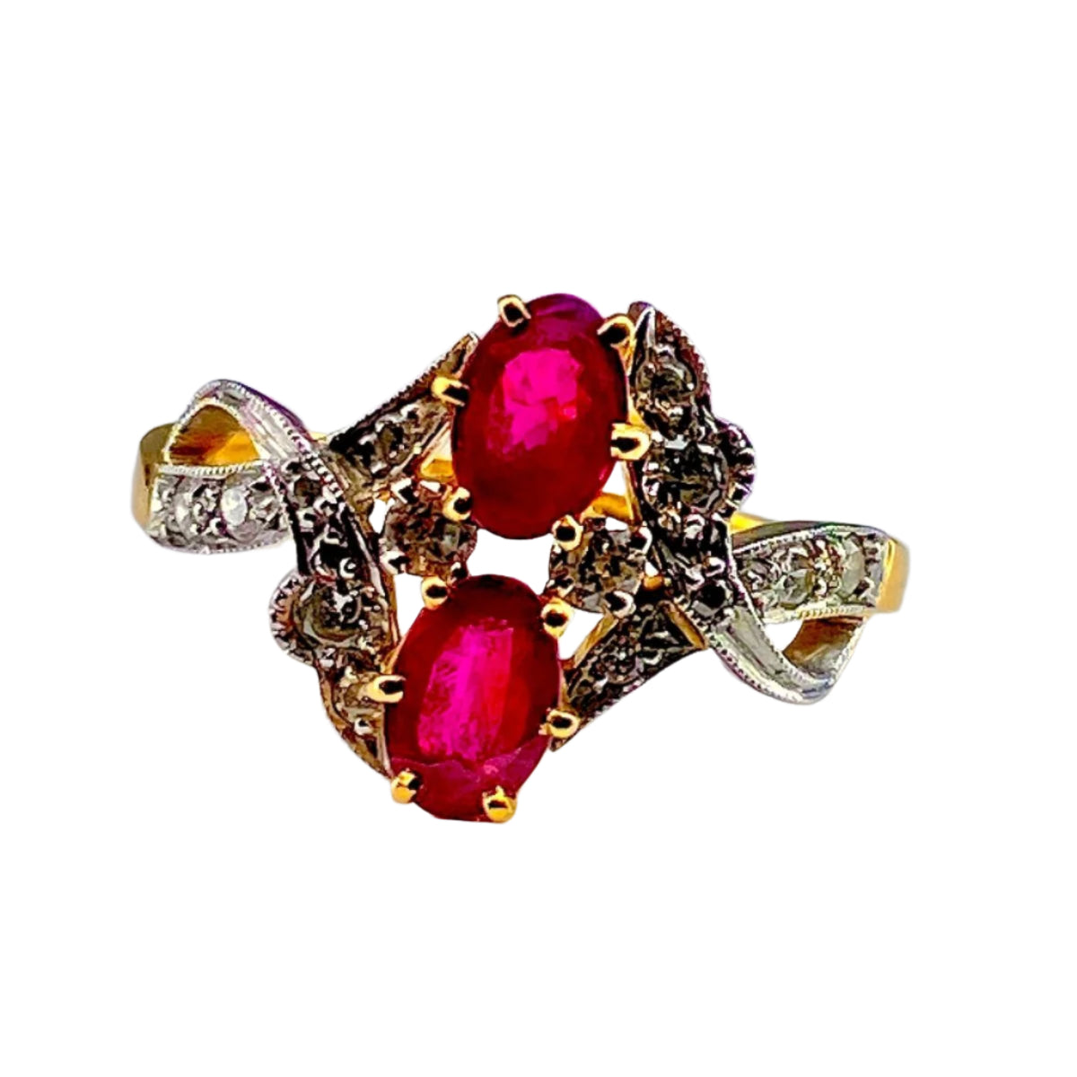 Bague en or jaune 18 carats et platine en rubis et diamants - Castafiore