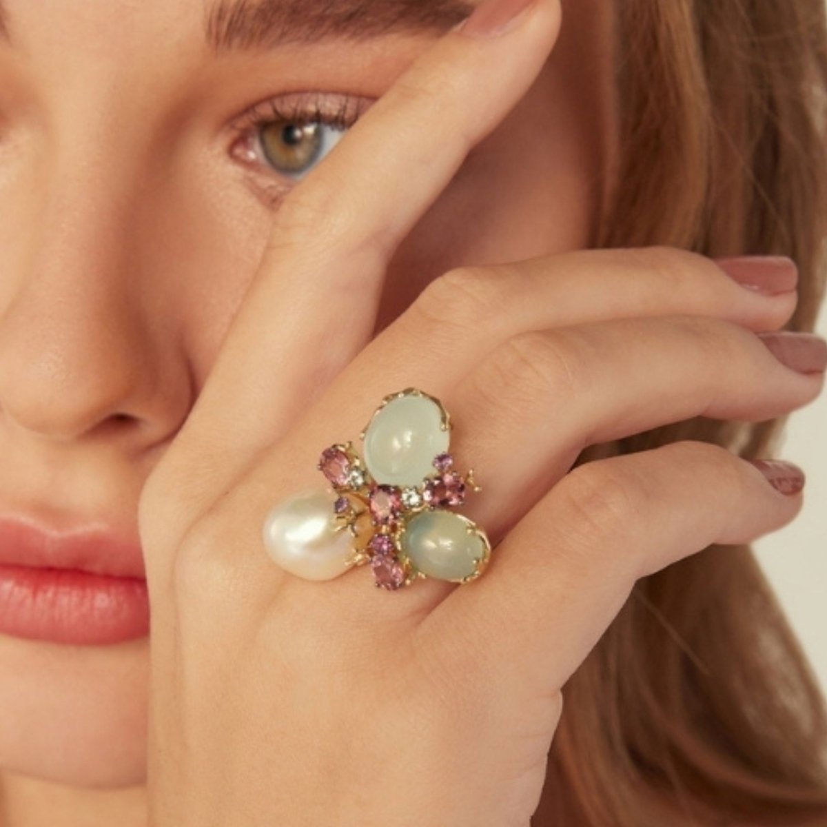 Bague en or jaune 18 carats, perle et calcédoines – Taille EU54 - Castafiore