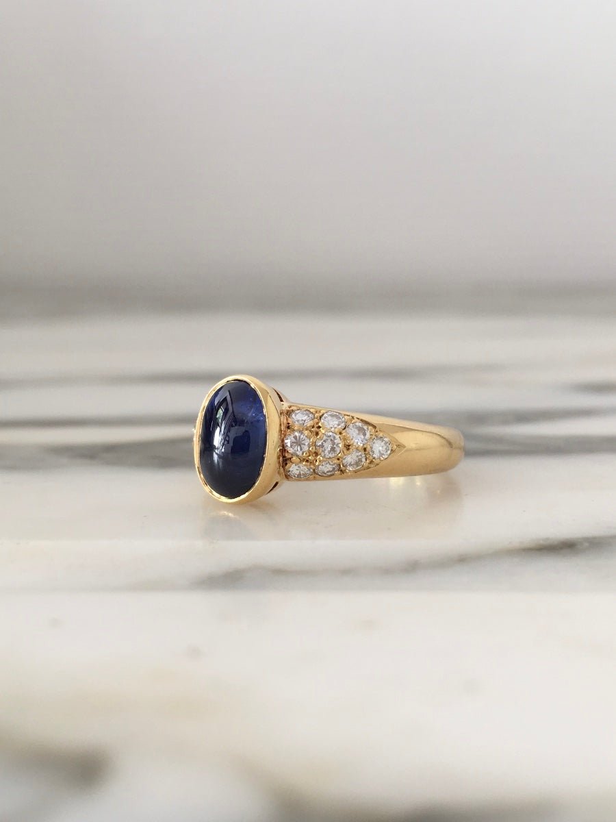 Bague en or jaune 18 carats saphir et diamants - Castafiore