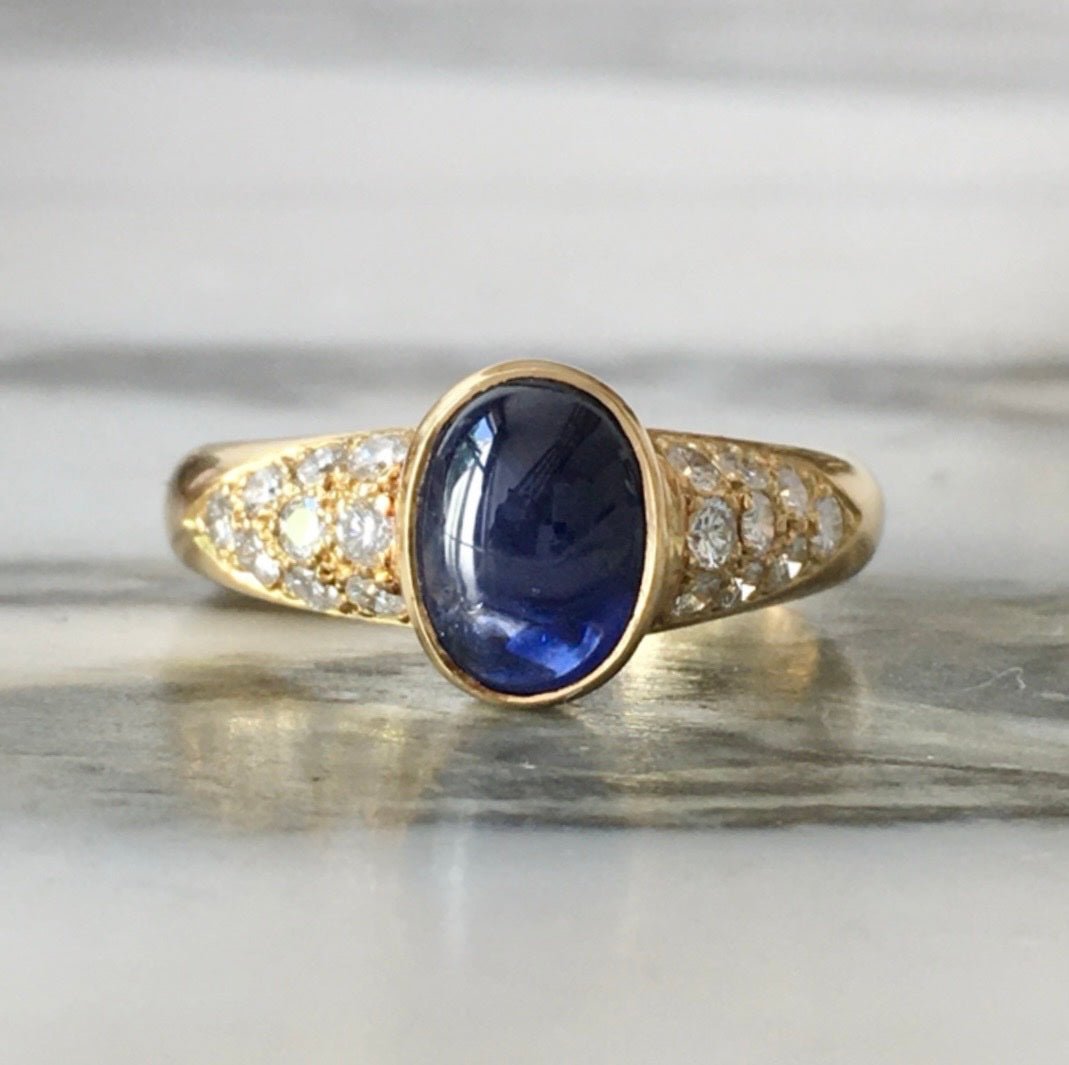 Bague en or jaune 18 carats saphir et diamants - Castafiore