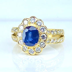 Bague en or jaune 18 carats, saphir et diamants - Castafiore