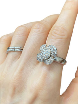 Bague en or jaune 18k en forme de fleur et diamants - Castafiore