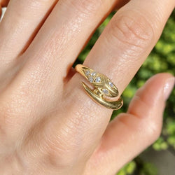 Bague en or jaune 18k en forme de serpent et diamants - Castafiore