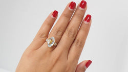 Bague en or jaune, aigue marine et diamants - Castafiore