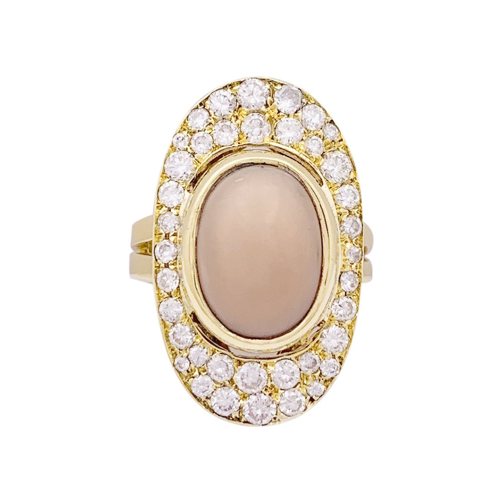 Bague en or jaune, corail et diamants - Castafiore