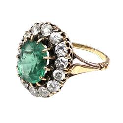 Bague en or jaune, émeraude et diamants - Castafiore