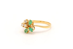 Bague en or jaune, émeraudes et diamants - Castafiore