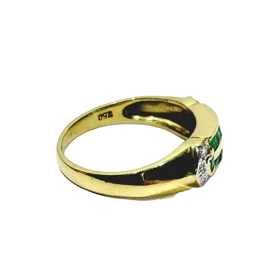 Bague en or jaune, émeraudes et diamants - Castafiore