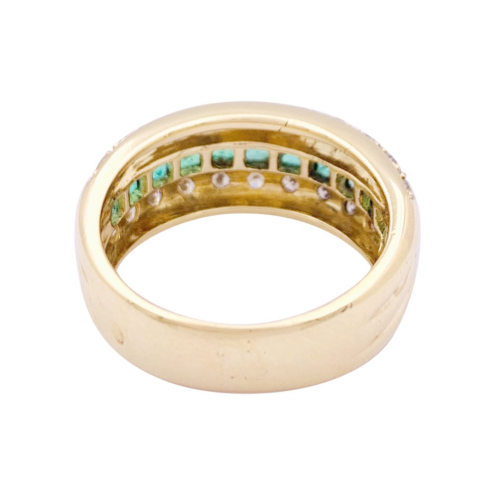 Bague en or jaune, émeraudes et diamants - Castafiore