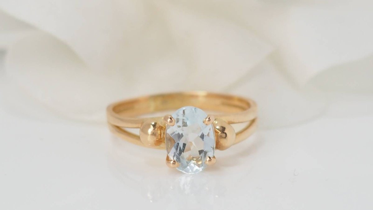 Bague en or jaune et aigue marine - Castafiore