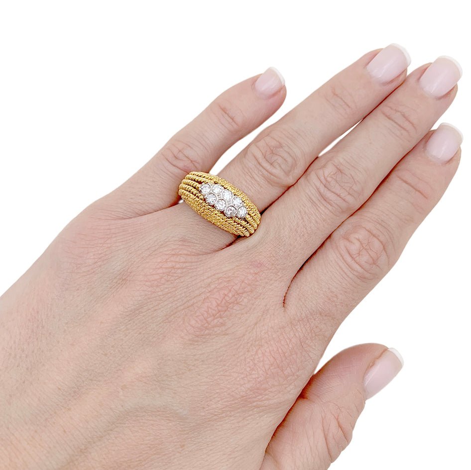 Bague en or jaune et diamants - Castafiore