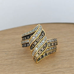 Bague en or jaune et diamants - Castafiore
