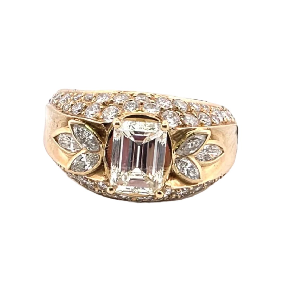 Bague en or jaune et diamants - Castafiore