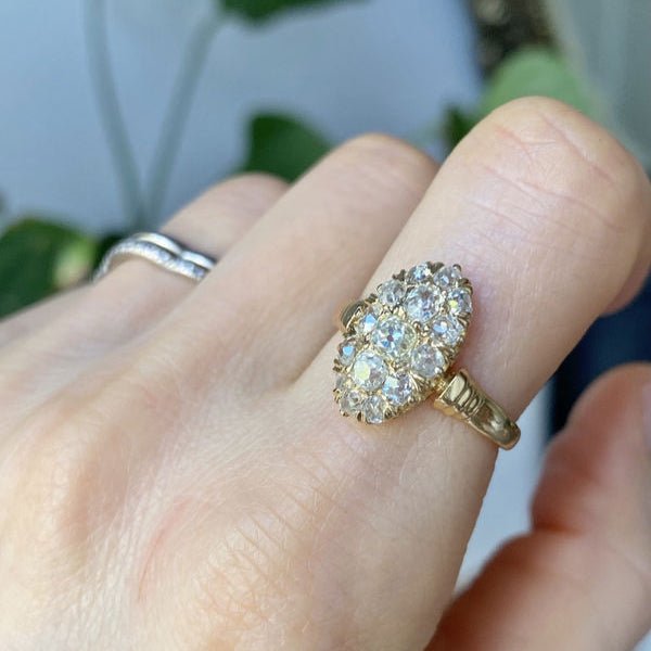 Bague en or jaune et diamants - Castafiore