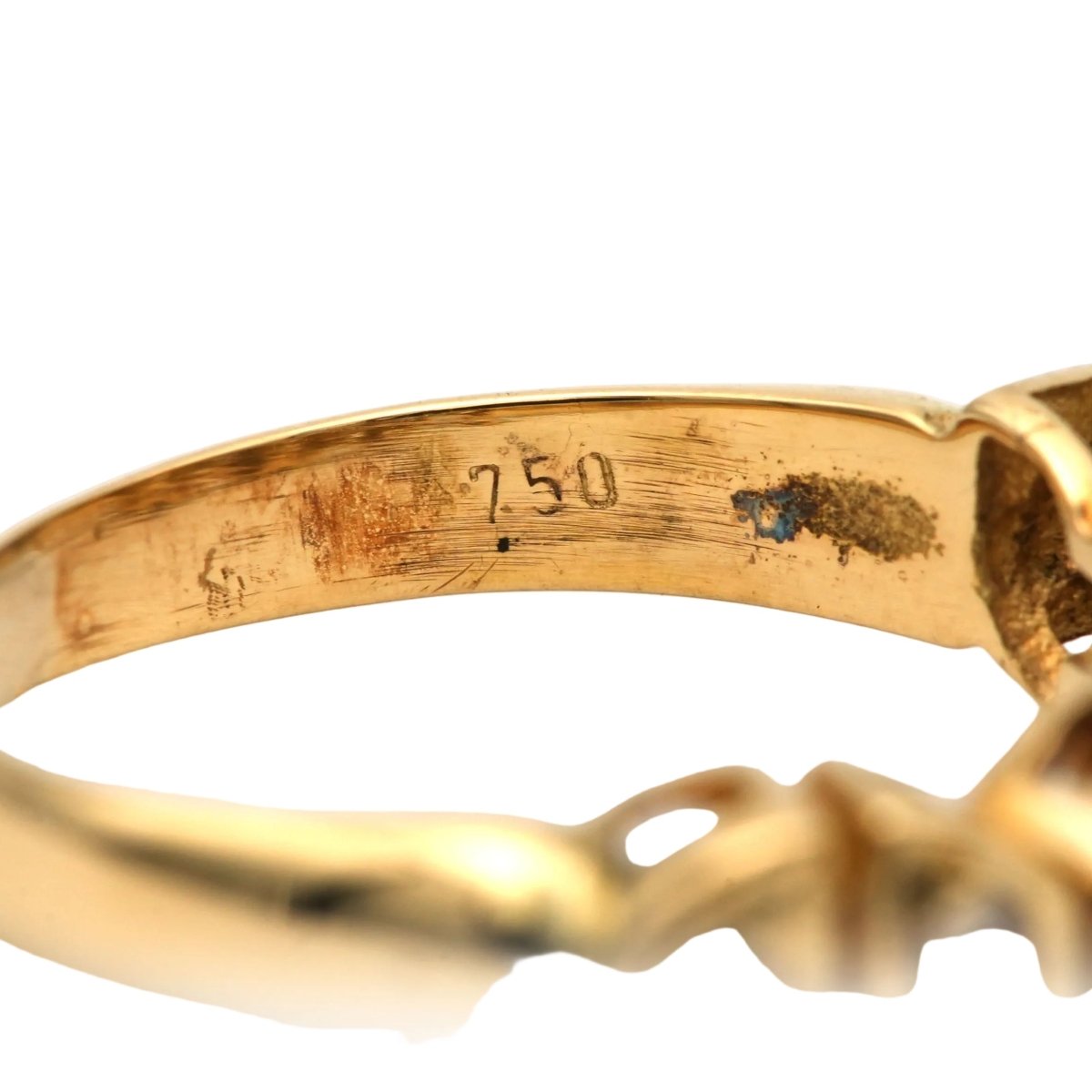 Bague en or jaune et diamants - Castafiore