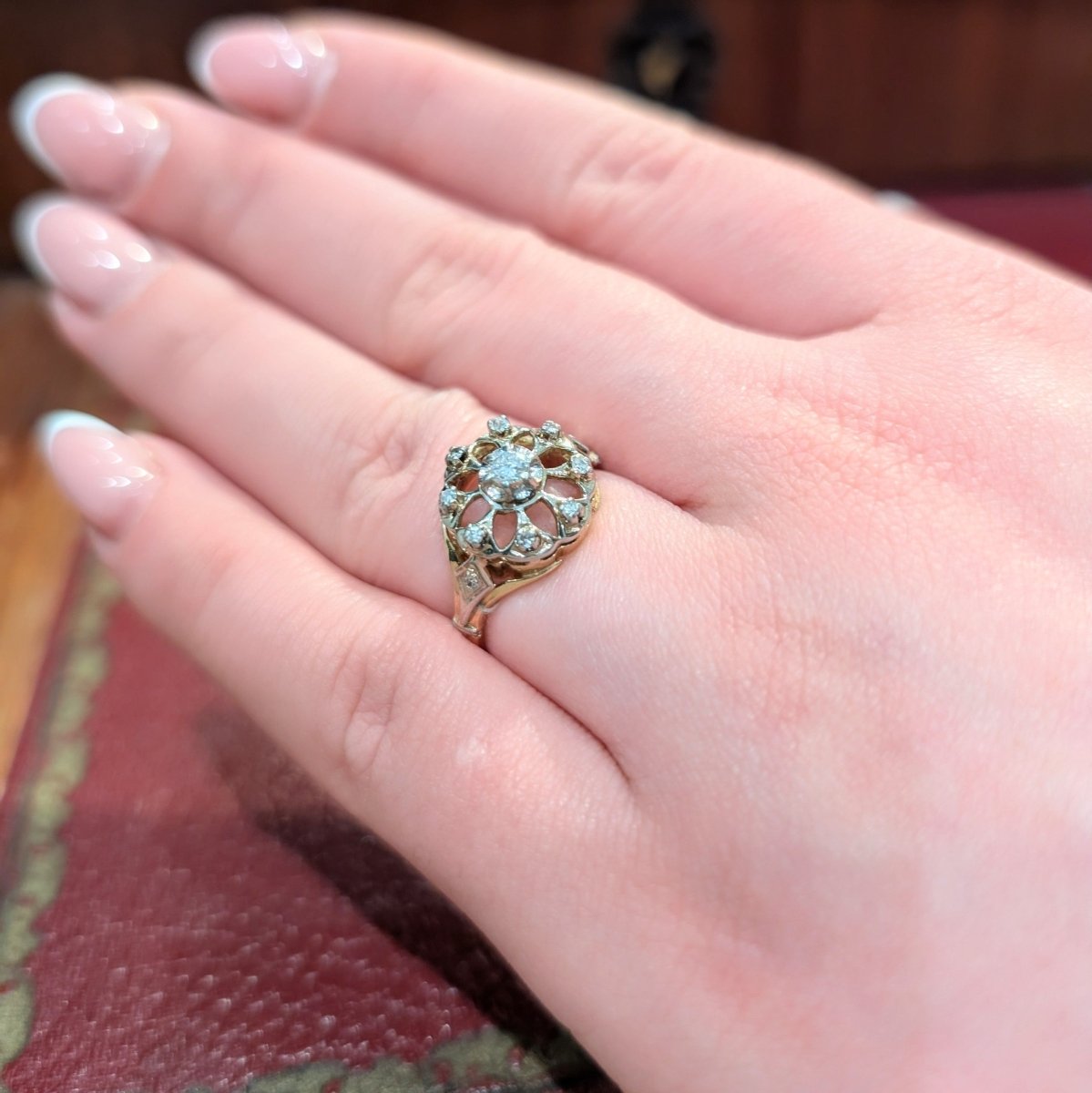 Bague Cocktail en or jaune et diamants