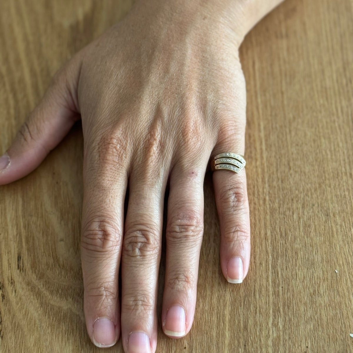 Bague en or jaune et diamants - Castafiore
