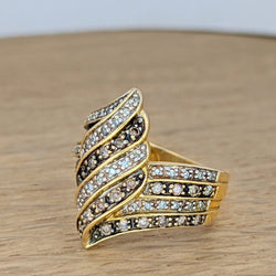 Bague en or jaune et diamants - Castafiore