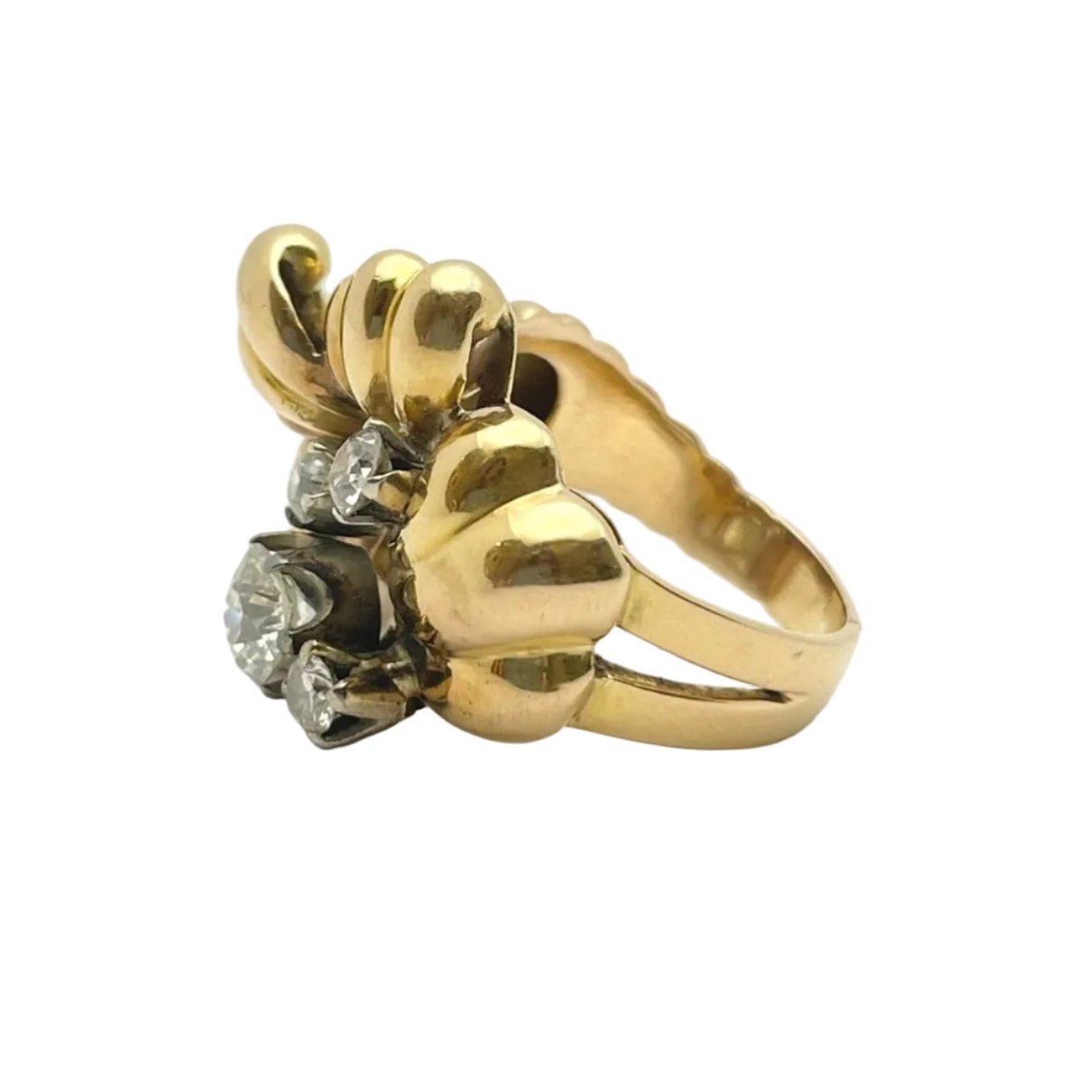Bague en or jaune et diamants - Castafiore