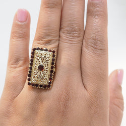 Bague en or jaune et grenats - Castafiore