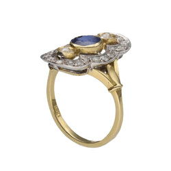 Bague en or jaune et gris 18 Cts avec saphirs et diamants vers 1970. Taille 55. - Castafiore