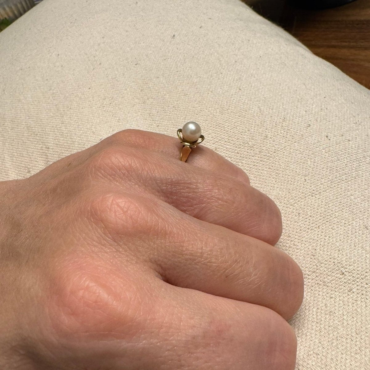 Bague en or jaune et perle - Castafiore