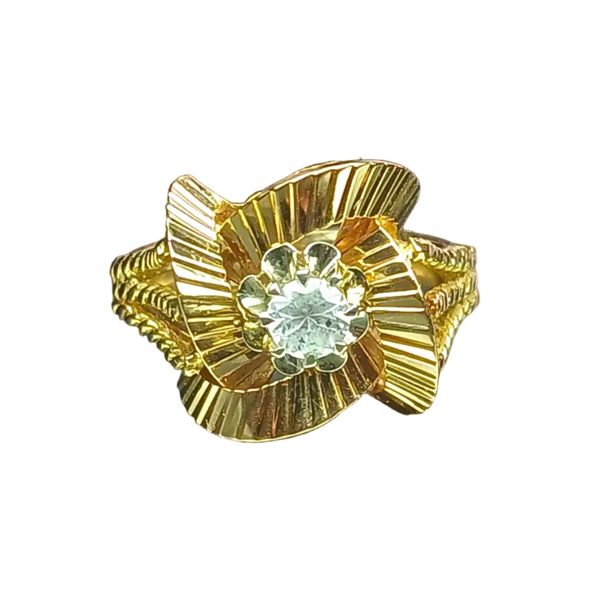 Bague en or jaune et pierre blanche - Castafiore