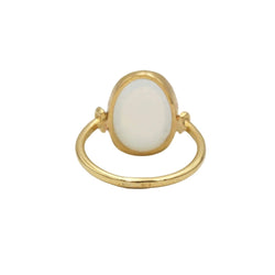 Bague en or jaune et pierre de lune - Castafiore