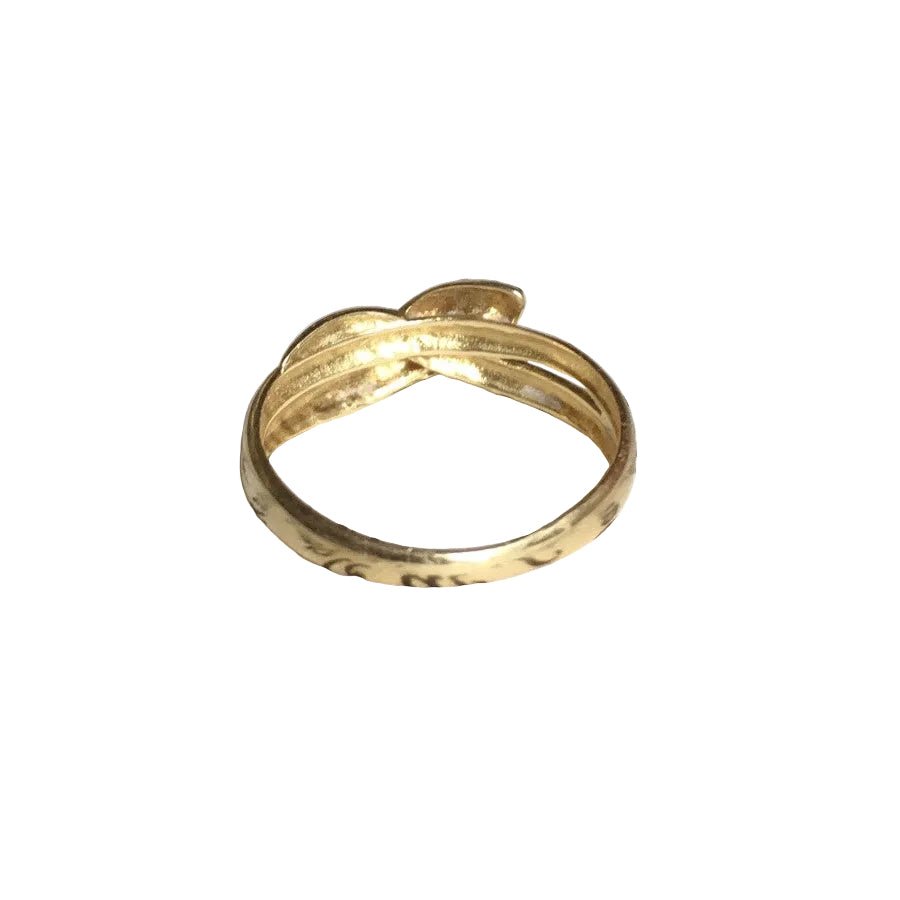 Bague en or jaune et rubis - Castafiore