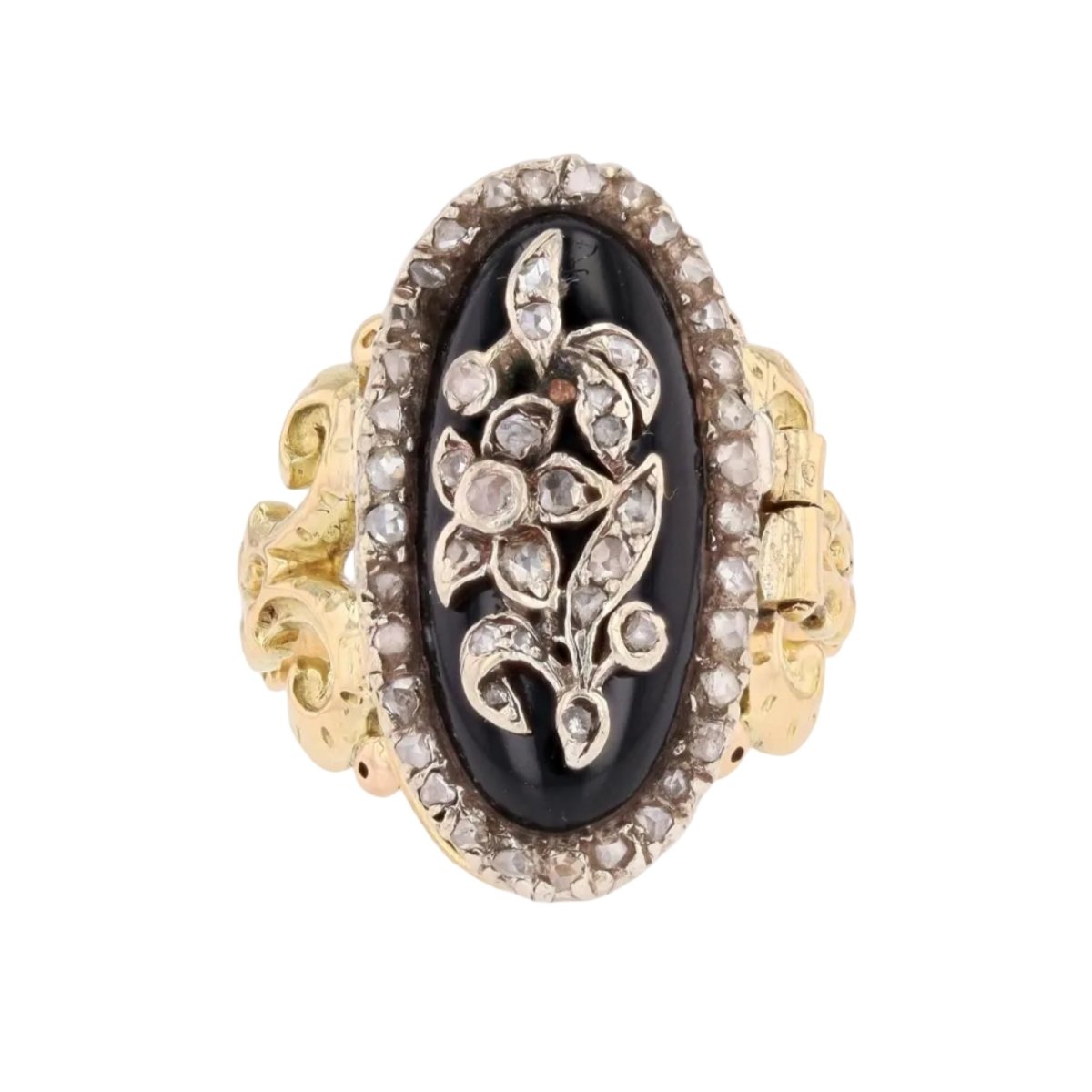 Ring antique onyx secret diamonds