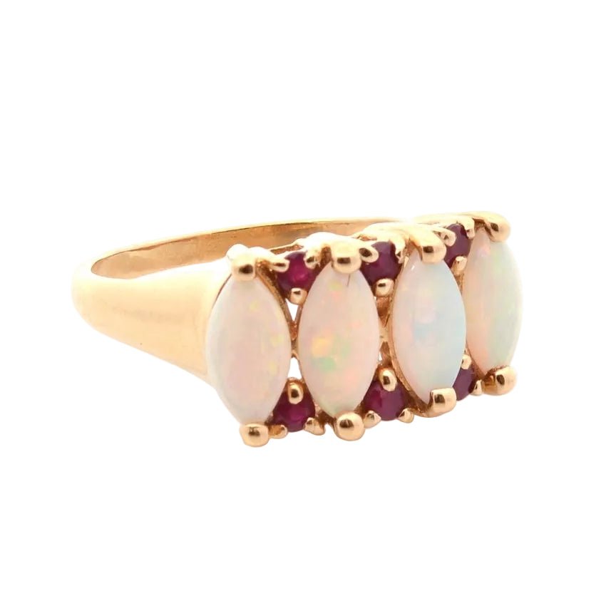 Ring vintage opals and rubies in 18k gold