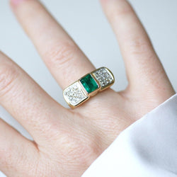 Bague en or jaune, or blanc, émeraude, et diamants - Castafiore