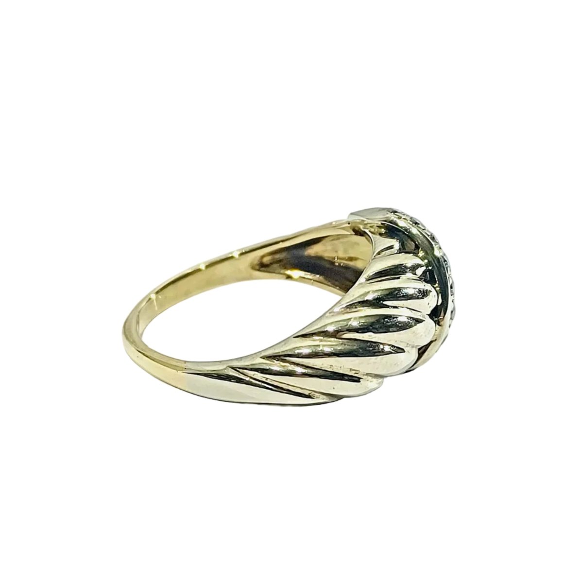 Bague en or jaune, or blanc et diamants - Castafiore