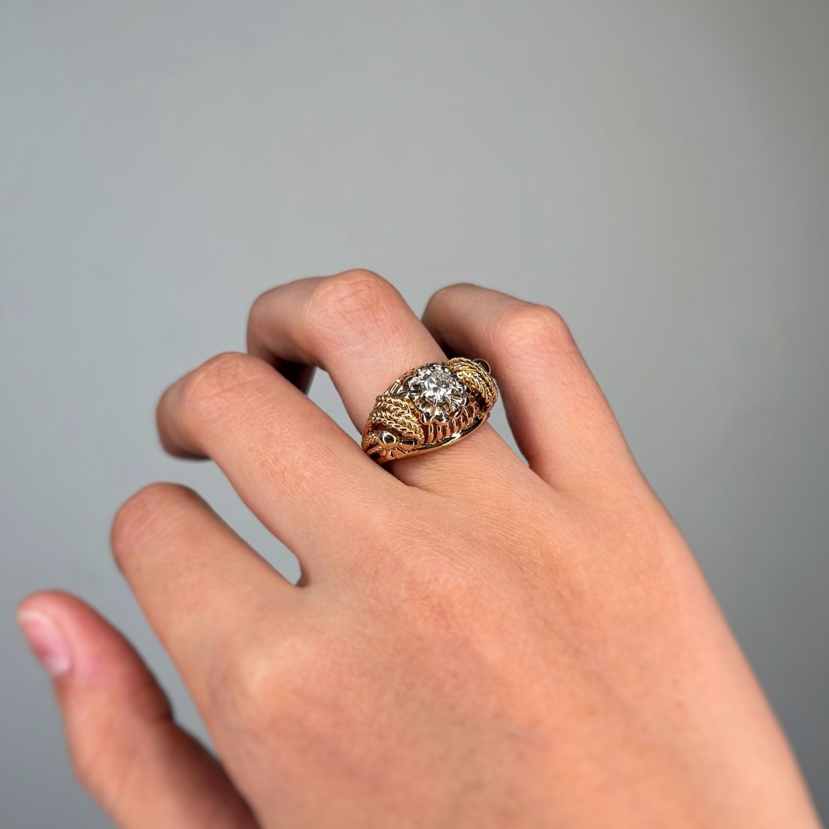 Bague en or jaune, or blanc, et diamants - Castafiore