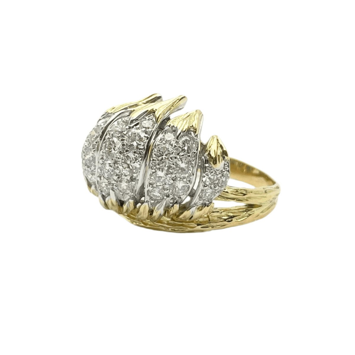 Bague en or jaune, or blanc et diamants - Castafiore
