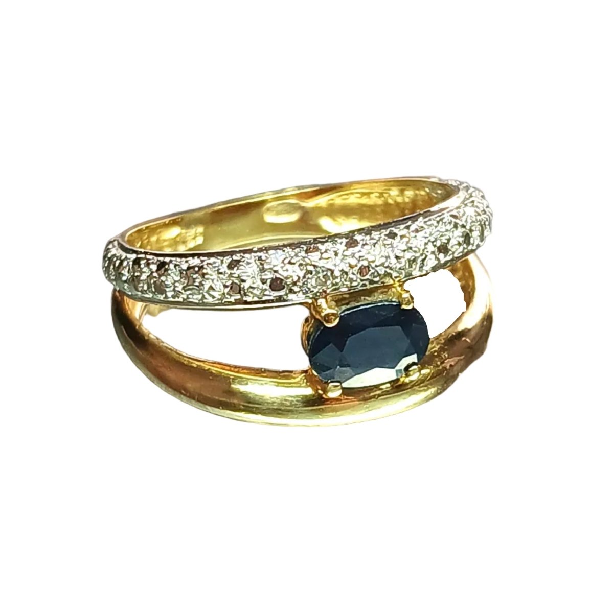 Bague en or jaune, or blanc, saphir, et diamants