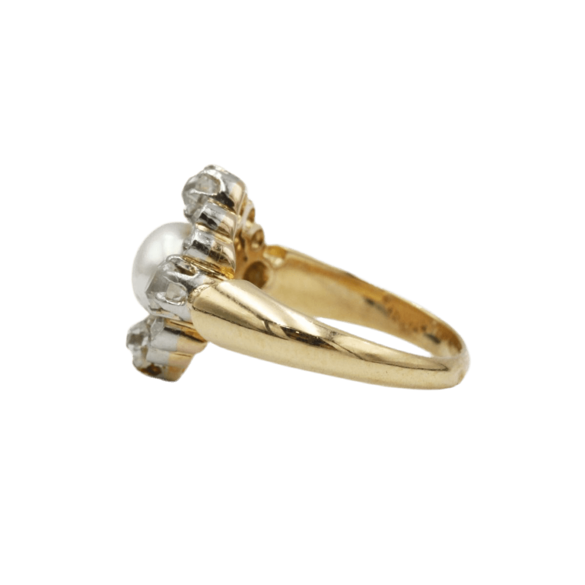 Bague en or jaune, perle et diamants - Castafiore