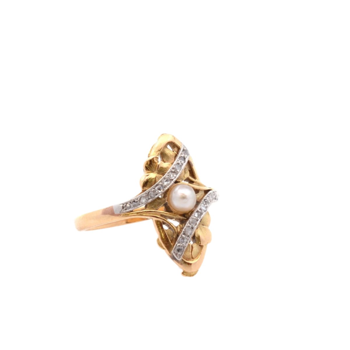 Bague en or jaune, perle et diamants - Castafiore
