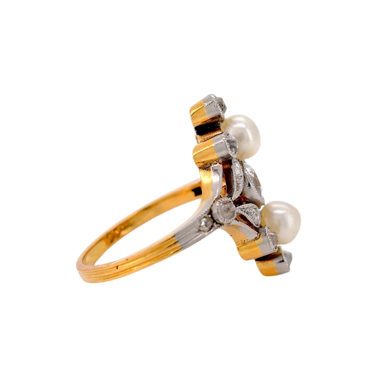 Bague en or jaune, perles et diamants - Castafiore