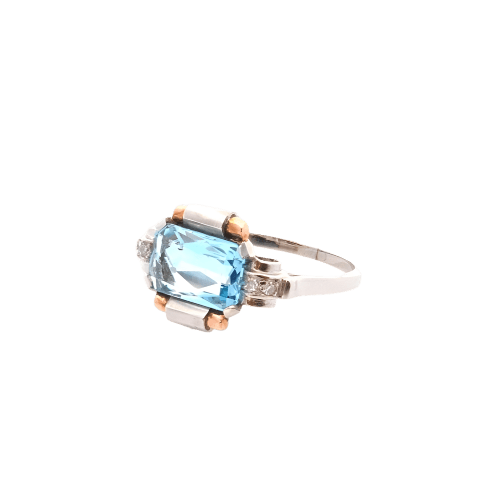 Bague en or jaune, platine, aigue - marine et diamants - Castafiore