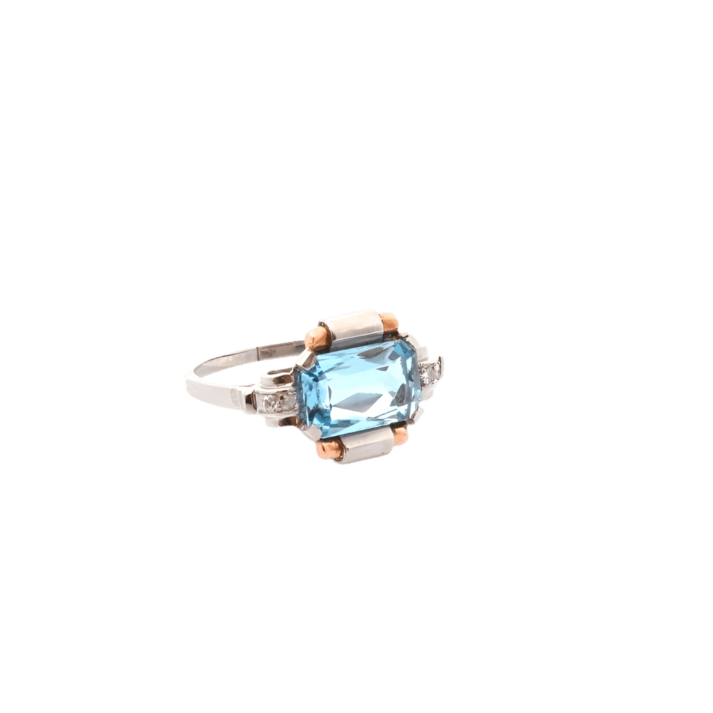 Bague en or jaune, platine, aigue - marine et diamants - Castafiore