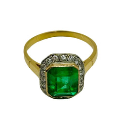 Bague en or jaune, platine, émeraude, et diamants - Castafiore