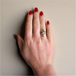 Bague en or jaune, platine, perle et diamants - Castafiore