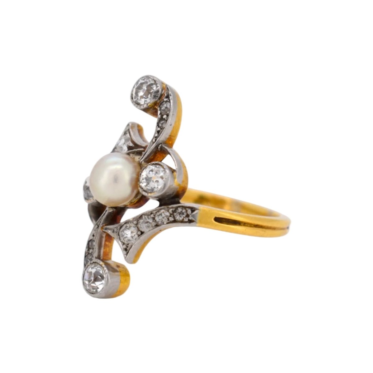 Bague en or jaune, platine, perle et diamants - Castafiore