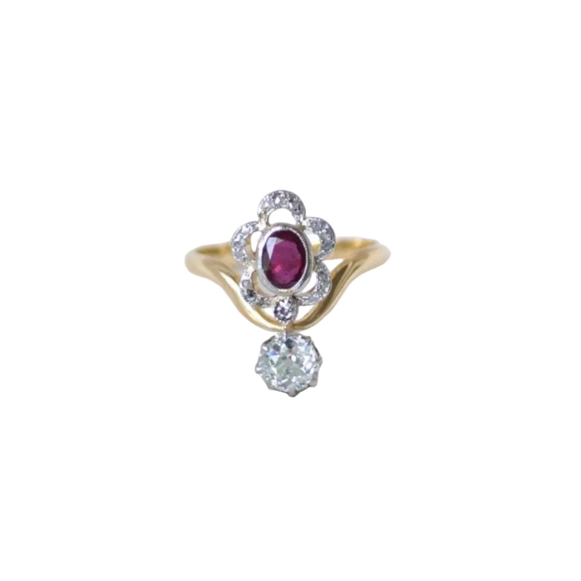 Bague en or jaune, platine, rubis, et diamants - Castafiore