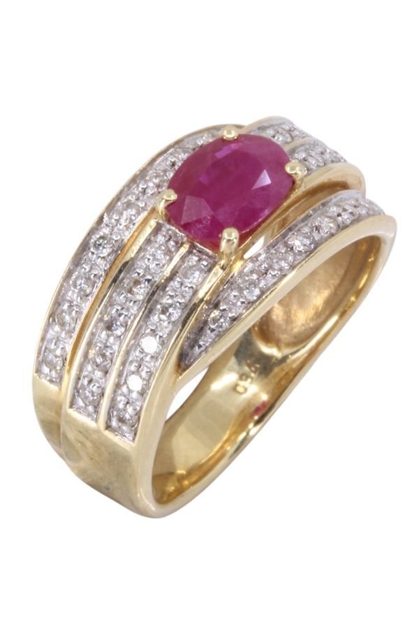 Bague en or jaune, rubis et diamants - Castafiore