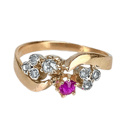Bague en or jaune, rubis et diamants - Castafiore