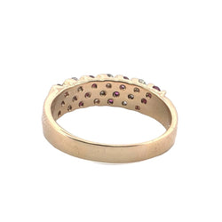 Bague en or jaune, rubis et diamants - Castafiore